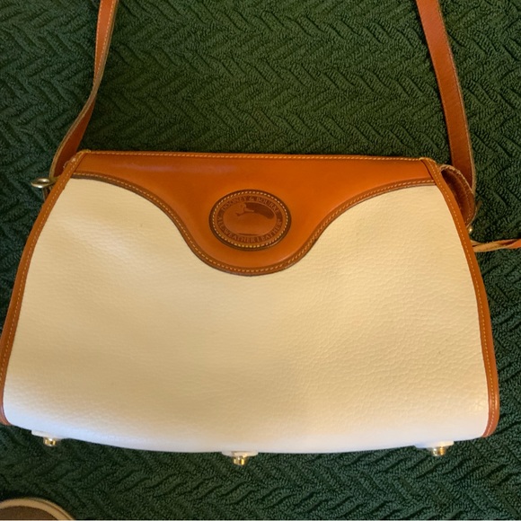 DOONEY & BOURKE SHOULDER BAG - Picture 2 of 5